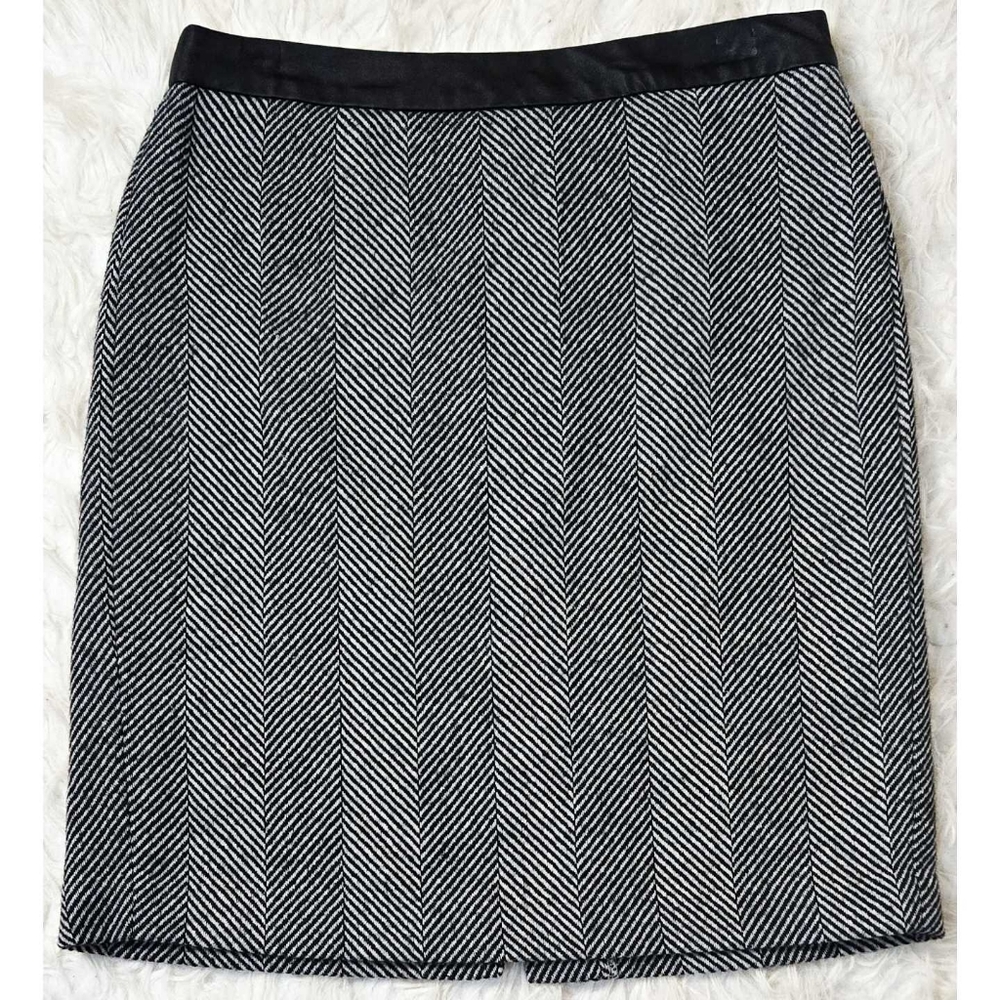 Banana Republic Pencil Skirt Black Gray Wool Blend Stripe Suit